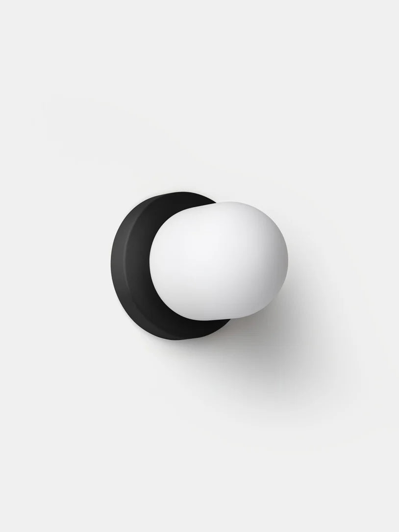 Xenia Wall Light
