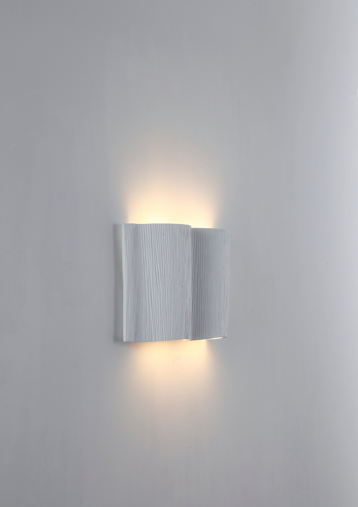 Ripple Wall Light