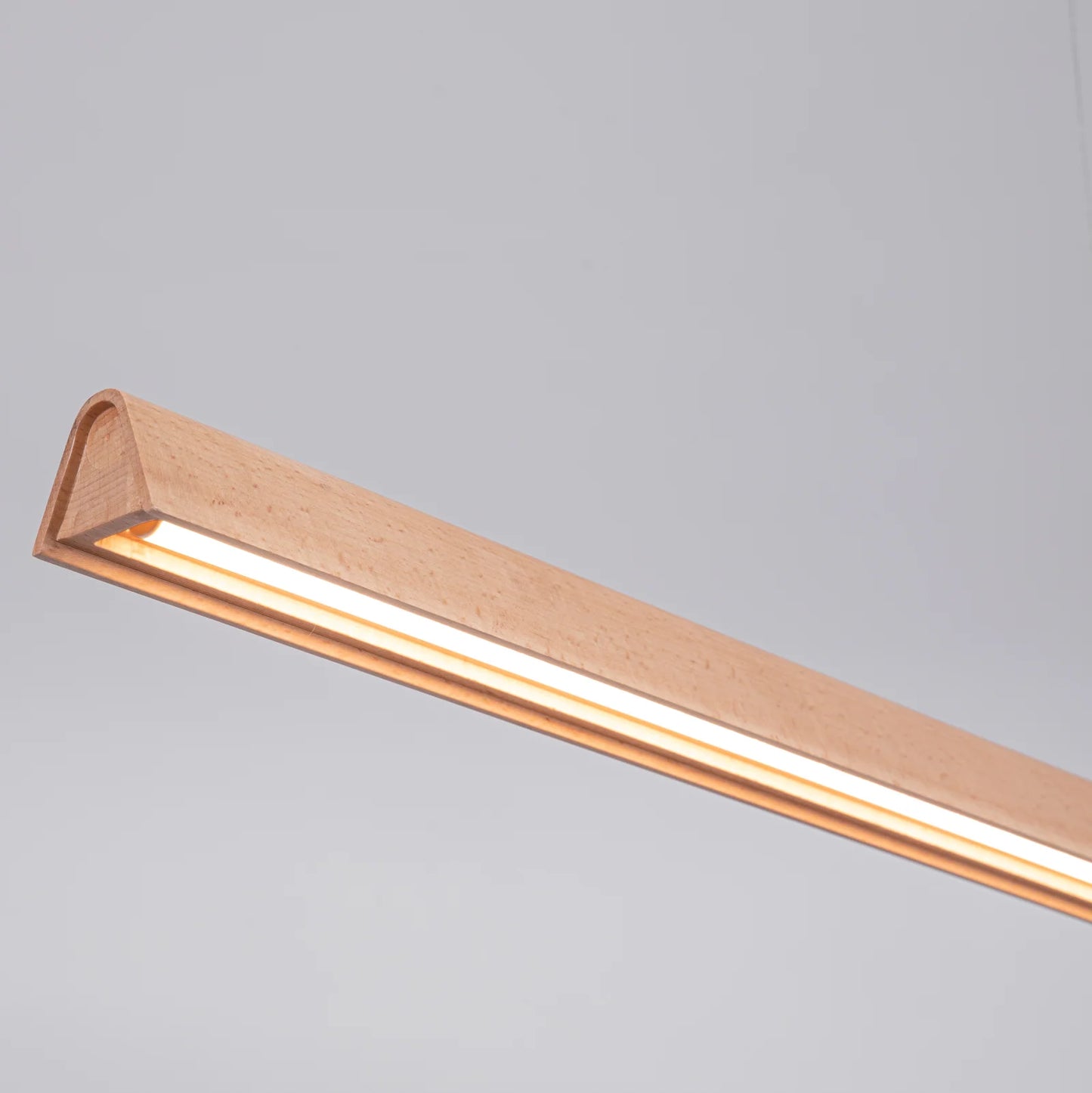 Ari Linear Pendant