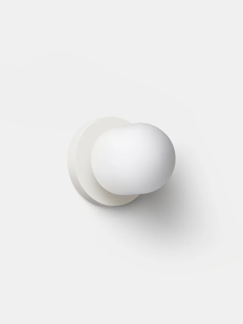 Xenia Wall Light
