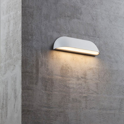 Front 26 Wall Light