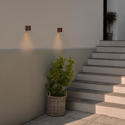 DION SINGLE WALL LIGHT