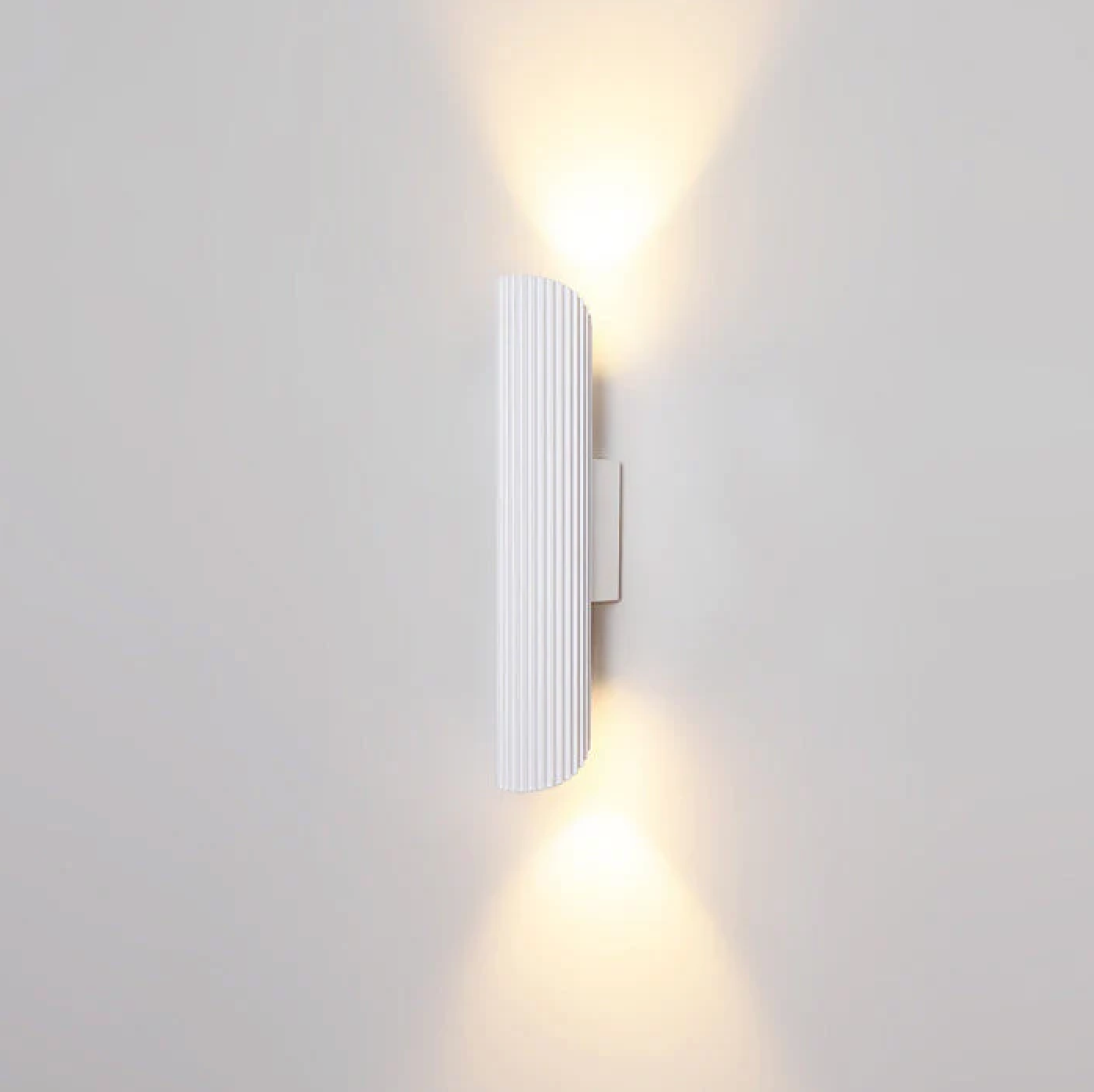 Reva Wall Light